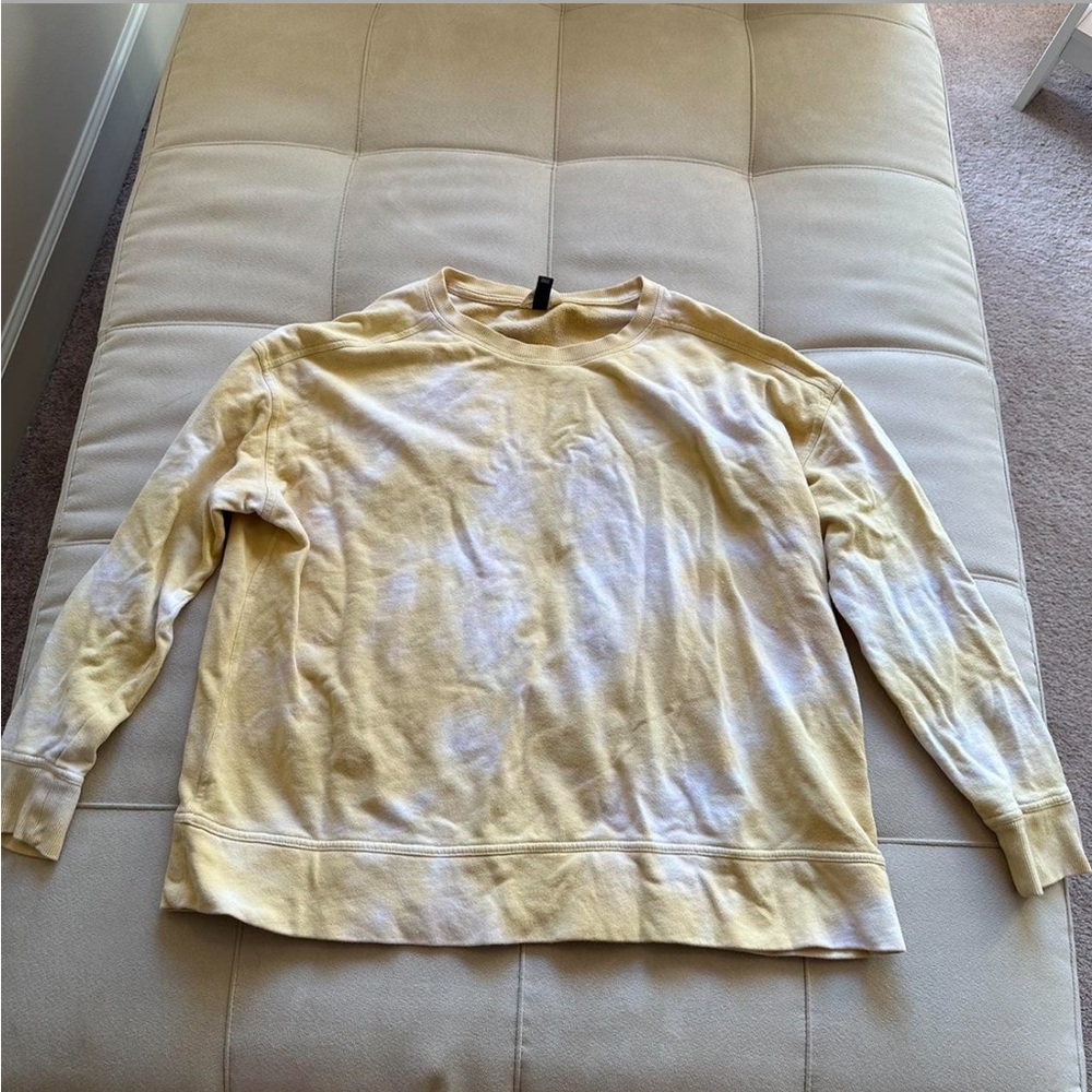 Yellow and white tie dye Target sweatshirt size XXL
